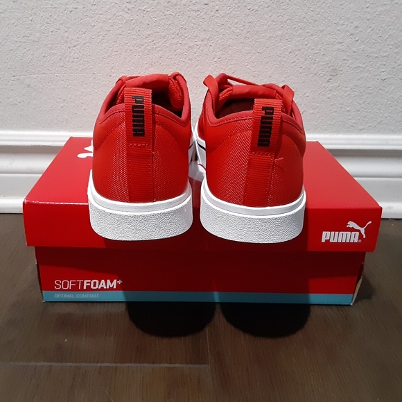 Puma - Picture 4 of 4